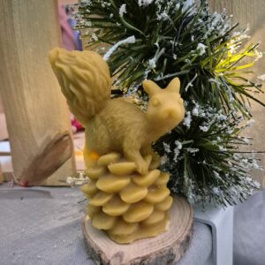 Bougie  Ecureuil pomme de pin